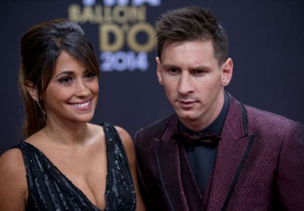 messi-antonella-03062015_1e9cmoj2eqq6z1fuejy8n8aauy