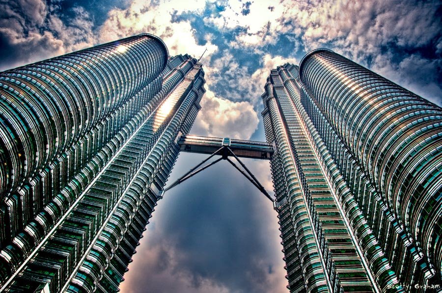petronastowers