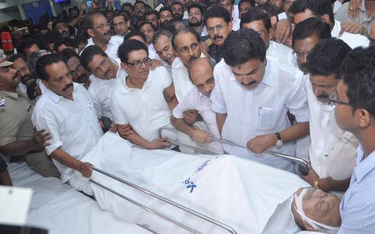 കെ എം മാണിക്ക്  യാത്രാമൊഴി നൽകി കേരളം;  മൃതദേഹം സംസ്കരിച്ചു