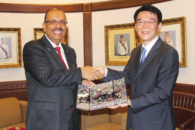 കൊറിയന്‍ സഹായത്തോടെ ക്വാലാലംപൂരില്‍ നിന്ന്  സിംഗപൂരിലേക്ക് ഹൈ-സ്പീഡ് ട്രെയിന്‍