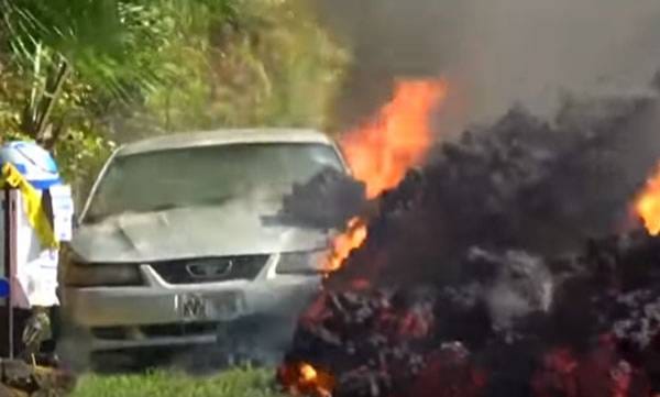 ഹോളിവുഡ് സിനിമകളെ വെല്ലുന്ന ലാവാപ്രവാഹം; ഹവായിയെ ലാവ വിഴുങ്ങുന്ന വീഡിയോ