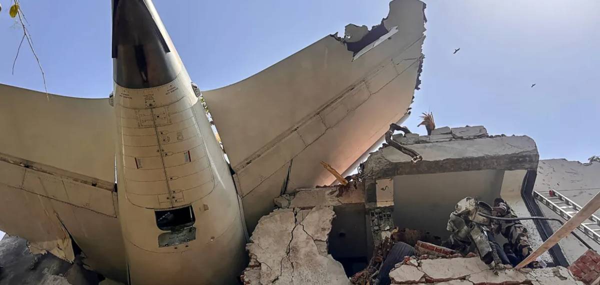 അഹമ്മദാബാദ് വിമാനദുരന്തം: അന്വേഷണസംഘം സ്ഥലത്തെത്തി