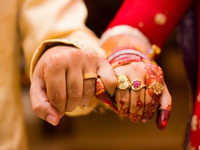 ജാതകത്തിൽ പാപദോഷം; എട്ടു വർഷമായിട്ടും വിവാഹം ശരിയാകാത്ത സുഹൃത്തിന് വധുവിനെ തേടി യുവാവിന്റെ ഫെയ്സ്ബുക്ക് പോസ്റ്റ്