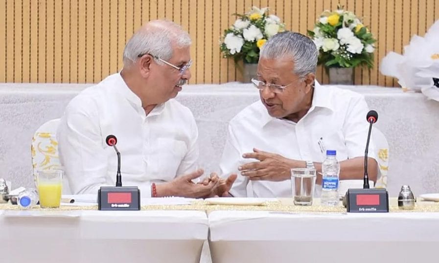 ഗവര്‍ണറുമായി കൂടിക്കാഴ്ച നടത്തി മുഖ്യമന്ത്രി