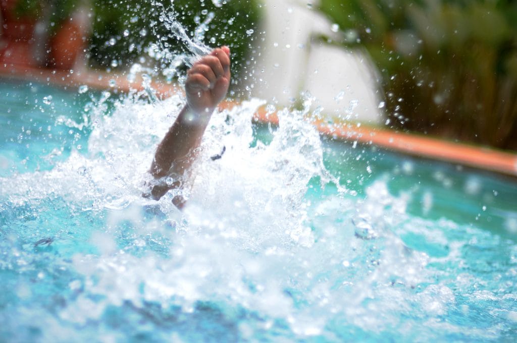 മലയാളിയായ രണ്ടു വയസുകാരി ദുബായില്‍ മുങ്ങി മരിച്ചു