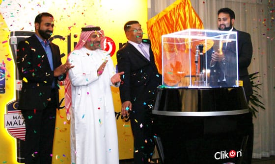 മലേഷ്യന്‍ നിര്‍മ്മിത ഫ്‌ളാഷ്‌ലൈറ്റുമായി ക്ലിക്കോണ്‍