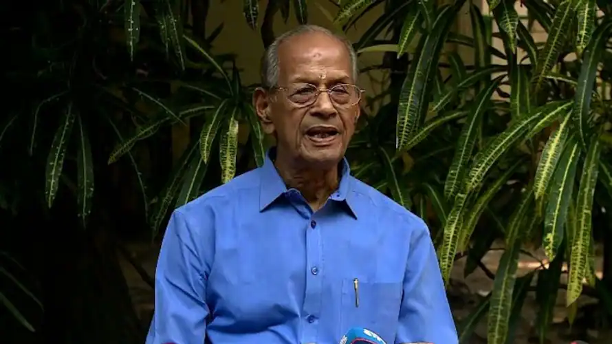 90 കിലോ മീറ്റർ വേഗത്തിൽ ഓടിക്കുന്നത് വിഡ്ഡിത്തം, വന്ദേഭാരത് ട്രെയിൻ കേരളത്തിന് അനുയോജ്യമല്ലെന്ന് ഇ ശ്രീധരൻ