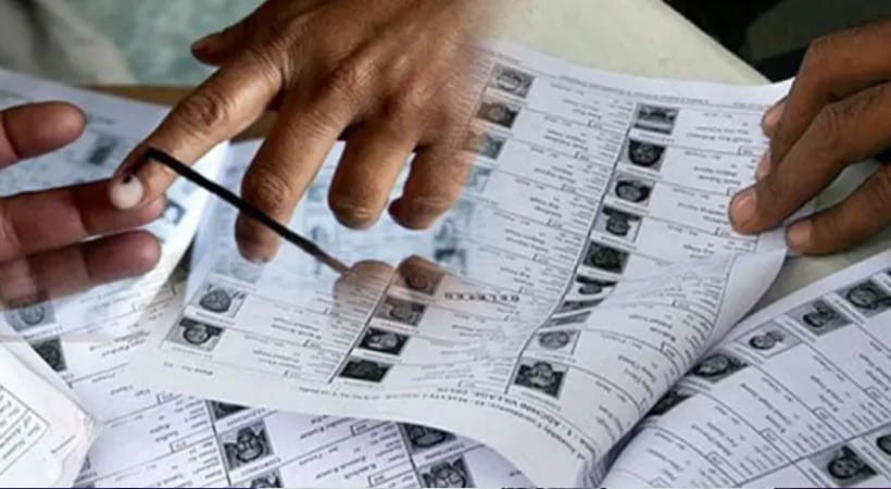 സംസ്ഥാനത്ത് തദ്ദേശ തിരഞ്ഞെടുപ്പ് നവംബര്‍ – ഡിസംബര്‍ മാസങ്ങളില്‍; വോട്ടര്‍ പട്ടിക ഒരു തവണകൂടി പുതുക്കും