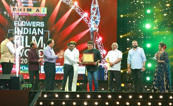 മോഹന്‍ലാല്‍ ' പതിറ്റാണ്ടിന്റെ നടൻ'; ഇന്ദ്രന്‍സ് മികച്ച നടന്‍