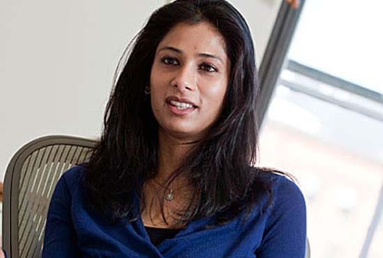 മുഖ്യമന്ത്രി പിണറായി വിജയന്റെ സാമ്പത്തിക ഉപദേഷ്ടാവ് ഗീത ഗോപിനാഥ് ഐഎംഎഫ് ചീഫ് എക്കണോമിസ്റ്റ്