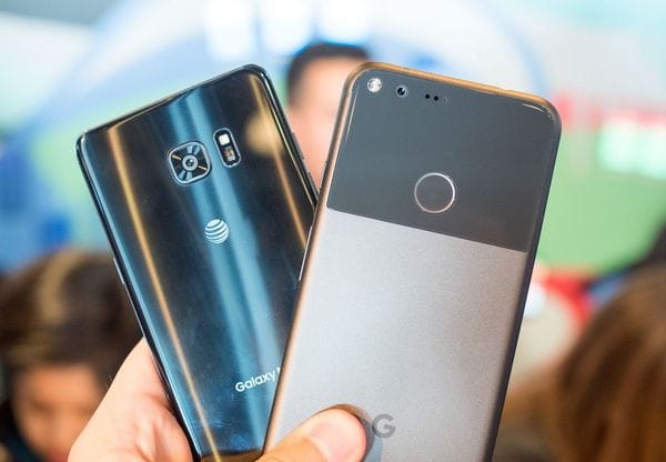 ഗൂഗിളിന്റെ  സ്വന്തം സ്മാര്‍ട്ട്‌ഫോണുകള്‍  ചൊവ്വാഴ്ച്ച മുതല്‍ ഇന്ത്യക്കാരുടെ കൈകളിലേക്ക്