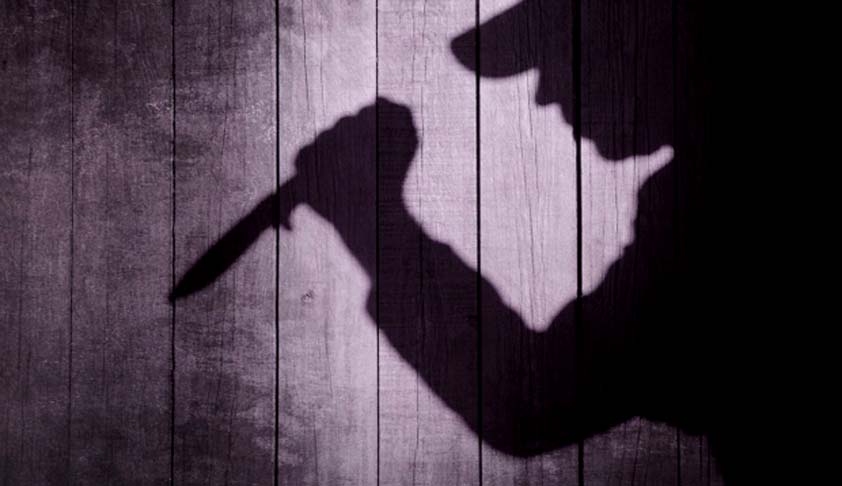 പ്രണയാഭ്യർഥന നിരസിച്ചു: വിദ്യാർഥിനിയെ ബസ് ജീവനക്കാരൻ സ്‌ക്രൂഡ്രൈവര്‍ ഉപയോഗിച്ച് കുത്തിപരിക്കേല്‍പിച്ചു