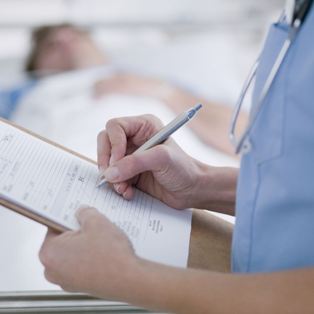 യു.എ.യില്‍ നഴ്സുമാരുടെ ജോലി അനിശ്ചിതത്വത്തിൽ;ഡിപ്ലോമ മാത്രമുള്ള നിരവധിപ്പേര്‍ ജോലി നഷ്ടമാകും