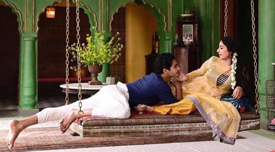 കാമുകിയും, കാമുകനുമായി തബുവും ഇഷാനും; എ സ്യൂട്ടബിൾ ബോയ് ഫസ്റ്റ്ലുക്ക്