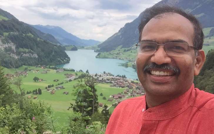 നിങ്ങളുടെ സ്‌നേഹം തുണ്ടായി ഇന്റർനെറ്റിൽ എത്താതിരിക്കാൻ പെൺകുട്ടികൾ അറിഞ്ഞിരിക്കേണ്ട കാര്യങ്ങള്‍; മുരളി തുമ്മാരുകുടിയുടെ ഫേസ്ബുക്ക്‌ പോസ്റ്റ്‌ ചര്‍ച്ചയാകുന്നു