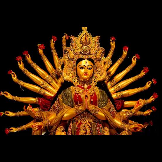 ഇന്ന് മഹാനവമി; നവരാത്രി പുണ്യം നുകർന്ന് ഭക്തർ