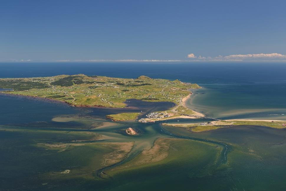 നാവികരുടെ പേടി സ്വപ്നമായ മാഗ്ദെലിൻ ദ്വീപുകൾ