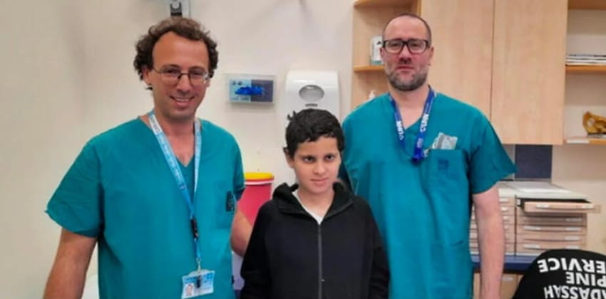 12വയസുകാരന് പുതുജന്‍മം; അപകടത്തില്‍ വേര്‍പെട്ടുപോയ തല തുന്നിച്ചേര്‍ത്ത് ഡോക്ടർമാർ