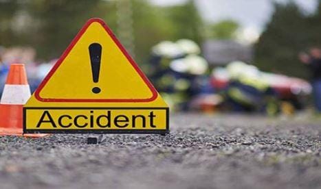 മിനി ട്രക്കും ട്രെയ്‍ലറും കൂട്ടിയിടിച്ച് പ്രവാസി മലയാളി യുവാവ് മരിച്ചു