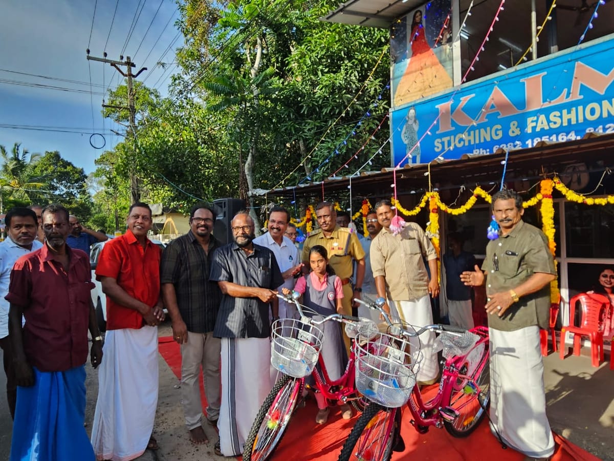 ബിസിനസ്സിനൊപ്പം അർഹതപെട്ടവർക്കൊരു 'കൈത്താങ്ങ്'; സമൂഹത്തിന് മാതൃകയായി സുനിൽ