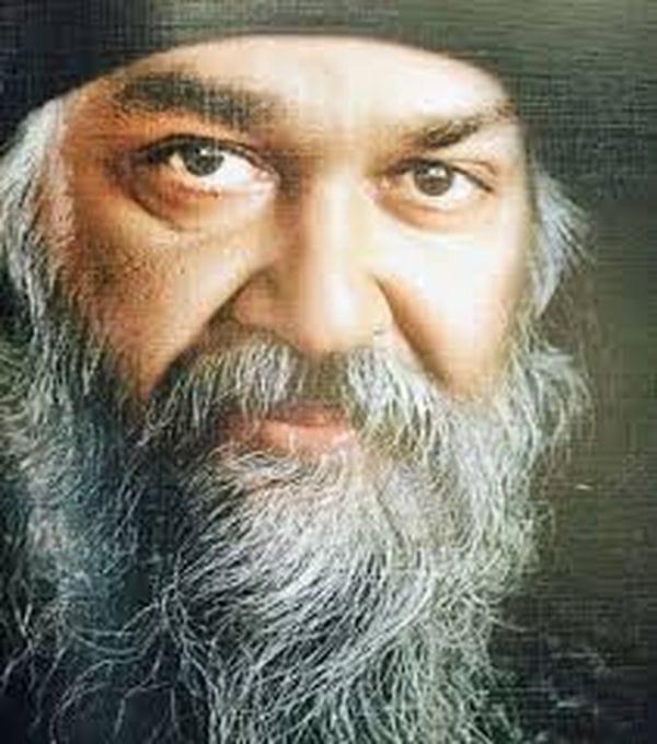 പ്രിഥ്വിരാജിന്റെ ഹൊറര്‍ ചിത്രം എസ്രയില്‍  എബ്രഹാം എസ്രയാകുന്നത് സൂപ്പര്‍സ്റ്റാര്‍ മോഹന്‍ലാലാണോ ?