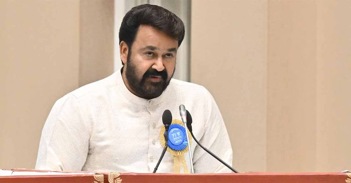 മോഹൻലാൽ ഉദ്ധരിച്ച ആ വരികൾ ‘വീണപൂവി’ലേത് അല്ല; വരികളെ ചൊല്ലി സമൂഹമാധ്യമങ്ങളില്‍ ചര്‍ച്ച