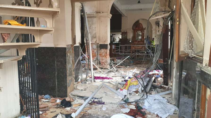 ശ്രീലങ്കയിൽ സ്ഫോടന പരമ്പര; 160ലേറെ പേർ മരിച്ചു; നിരവധി പേർക്ക് പരുക്ക്