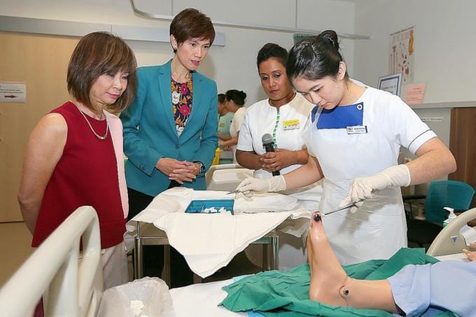 സിംഗപ്പൂരില്‍ നേഴ്സുമാരുടെ ആവശ്യം വര്‍ധിക്കും ,മൂന്ന് വര്‍ഷത്തിനുള്ളില്‍ വേണ്ടത് 3000 നേഴ്സുമാരെ