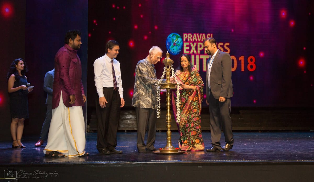 പ്രവാസി എക്സ്പ്രസ് 2018 അവാര്‍ഡുകള്‍ വിതരണം ചെയ്തു