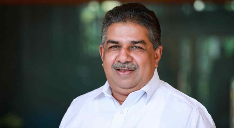 സജി ചെറിയാൻ്റെ സത്യപ്രതിജ്ഞയിൽ ഗവർണറുടെ തീരുമാനം ഇന്ന്