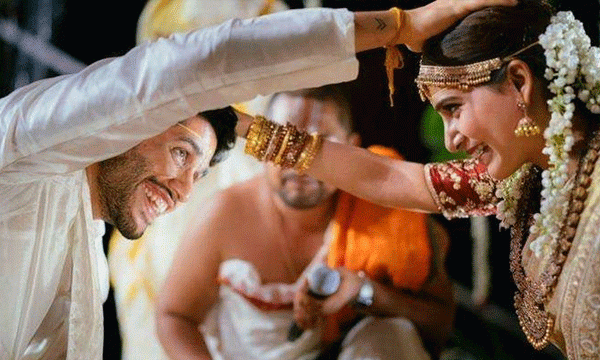 രാജകീയപ്രഭയില്‍ സാമന്തയും നാഗ് ചൈതന്യയും വിവാഹിതരായി; വീഡിയോ കാണാം