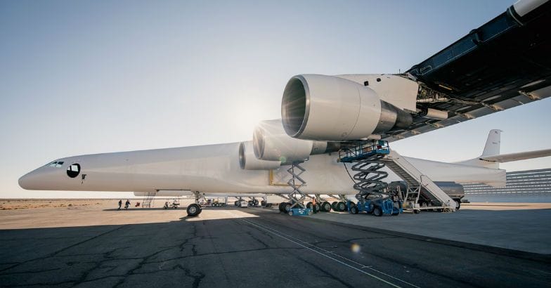 ലോകത്തിലെ ഏറ്റവും വലിയ വിമാനം യാത്രക്കൊരുങ്ങുന്നു