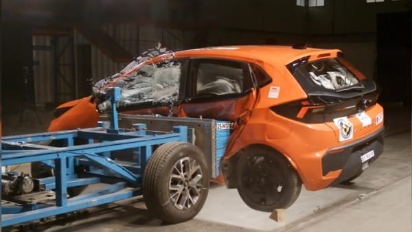 രാജ്യത്തെത്തുന്ന ഏറ്റവും സുരക്ഷിതമായ ഹാച്ച്ബാക്കായി അൽട്രോസ്; വീണ്ടും നേട്ടം കൊയത് ടാറ്റ