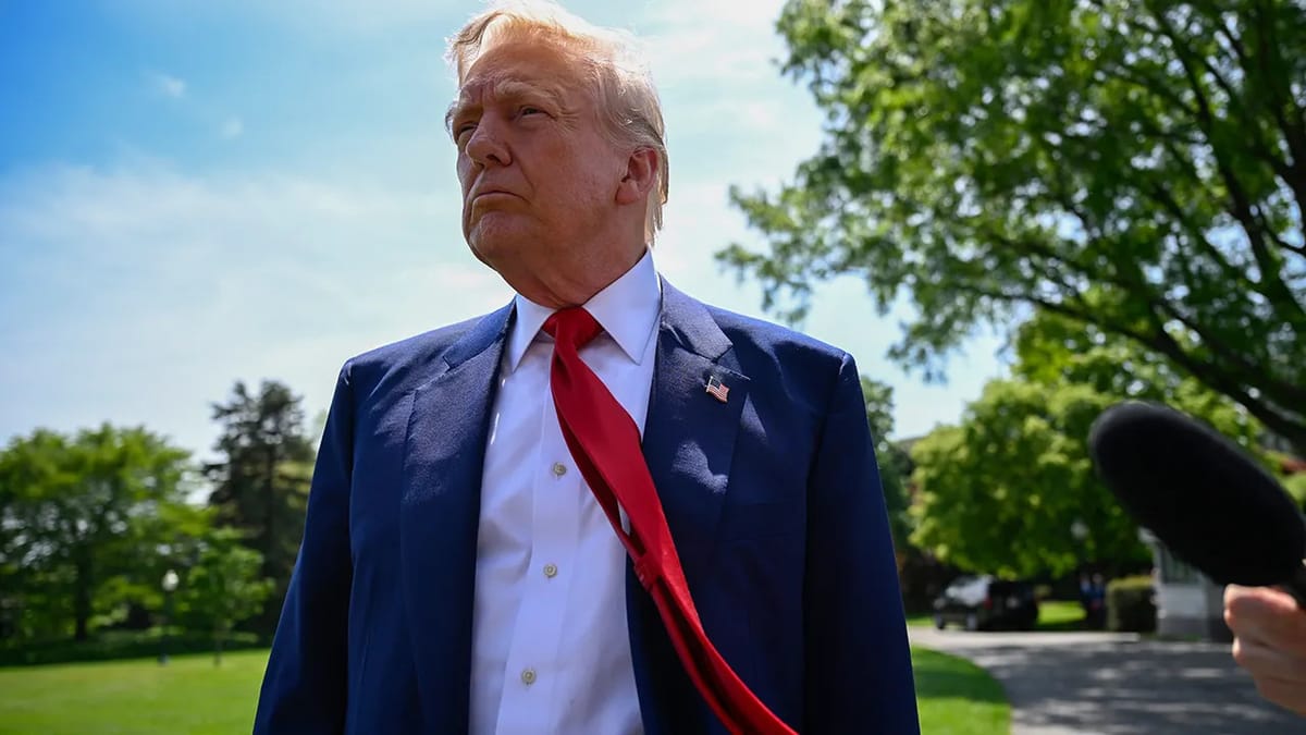 അടുത്ത പോപ്പ് ആകാന്‍ എനിക്ക് ആഗ്രഹമുണ്ട്; മാധ്യമ പ്രവര്‍ത്തകരുടെ ചോദ്യത്തിന് തമാശയോടെ മറുപടി നല്‍കി ട്രംപ്