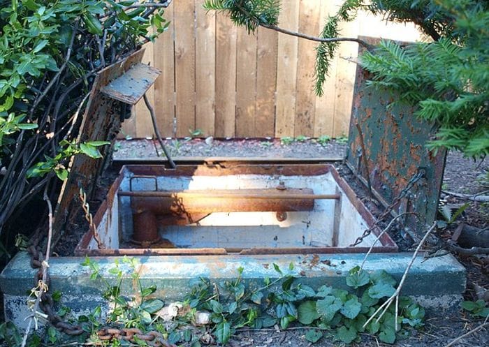 വര്‍ഷങ്ങളായി അടഞ്ഞു കിടന്ന ആ നിലവറ അവര്‍ തുറന്നു; അവിടെ അവര്‍ കണ്ടത് ..