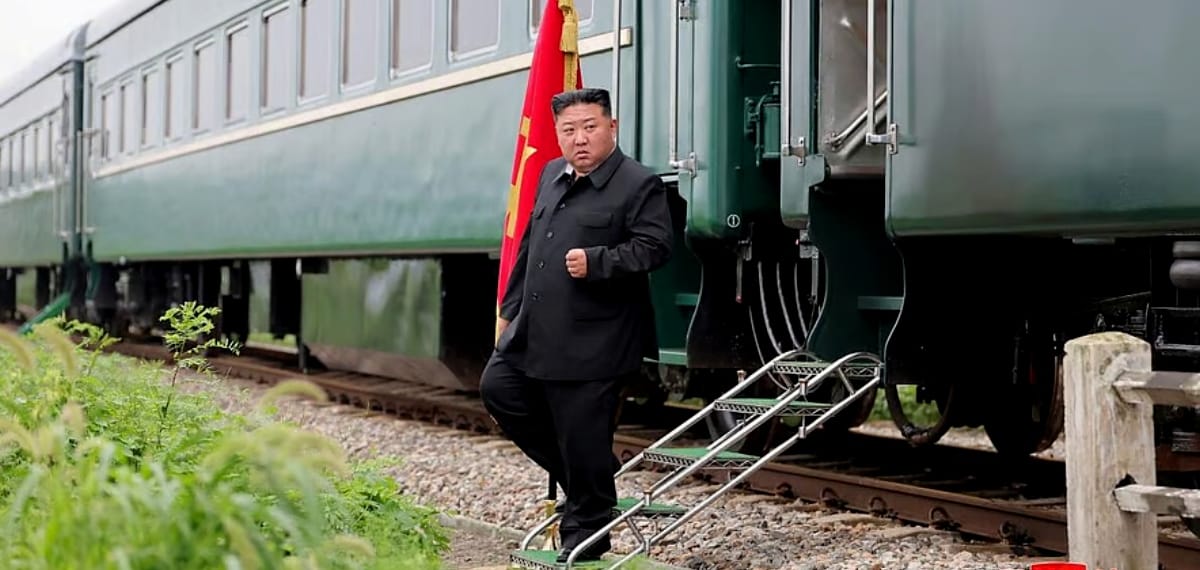 പുടിനും ഷി ജിൻപിങ്ങിനും ഒപ്പം വേദി പങ്കിടും; ഉത്തരകൊറിയൻ നേതാവ് കിം ജോങ് ഉൻ ചൈനയിലെത്തി