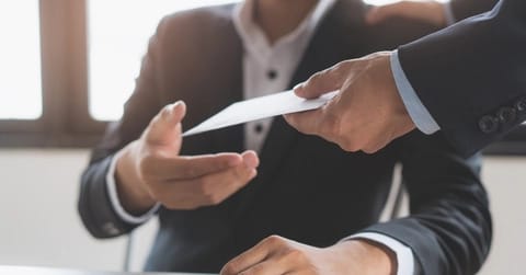 ഉറങ്ങാനും കരയാനും റെഡിയാണോ? ഡിമാൻഡ് ഇക്കൂട്ടർക്ക്, കൈനിറയെ പണം സമ്പാദിക്കാം