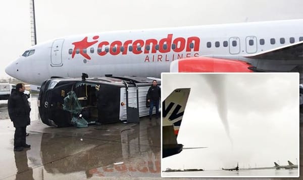 അതിശക്തമായ കാറ്റില്‍ പറന്ന് വിമാനങ്ങളും ബസുകളും