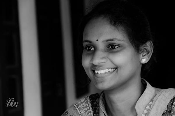 'ആശയപരമായ യുദ്ധത്തിന് തയ്യാറെടുക്കുമ്പോള്‍ എന്‍റെ കയ്യിലുള്ള ഒരു ആയുധമാണ് പാട്ട്'; രമ്യ ഹരിദാസ്