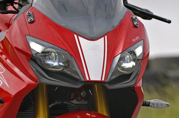 തരംഗമാക്കാൻ അപ്പാച്ചെ RR 310 വിപണിയില്‍