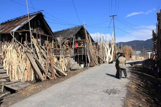നേരം ഇരുട്ടി വെളുത്തപ്പോള്‍ ഈ ഗ്രാമത്തിലെ എല്ലാവര്‍ക്കും കിട്ടിയത്  1കോടി 10 ലക്ഷം രൂപ