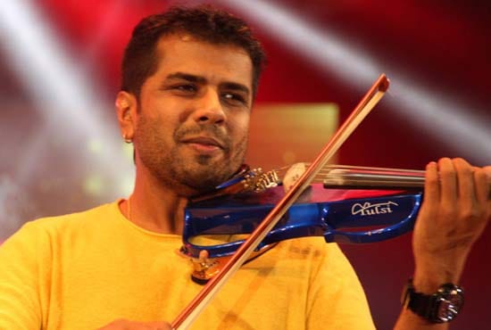 വയലിനില്‍ മാന്ത്രികസംഗീതം തീര്‍ത്ത ബാലഭാസ്കര്‍; വീഡിയോ