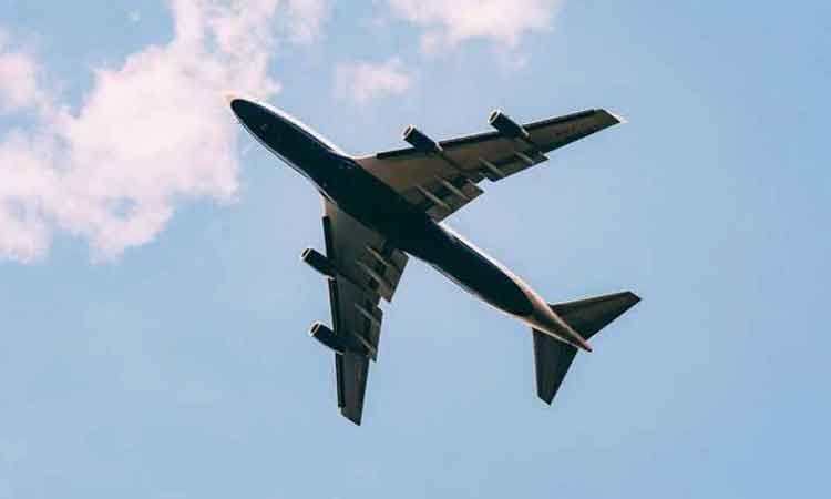 കറാച്ചിക്കുമുകളിലൂടെയുള്ള മൂന്ന് വ്യോമപാതകൾ പാകിസ്താൻ അടച്ചു