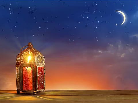 നിർബന്ധമായും ഓഫിസിൽ എത്തണം; ചെറിയ പെരുന്നാൾ ദിവസം പ്രവർത്തി ദിനമാക്കി കസ്റ്റംസ് കേരള ചീഫ് കമ്മീഷണർ