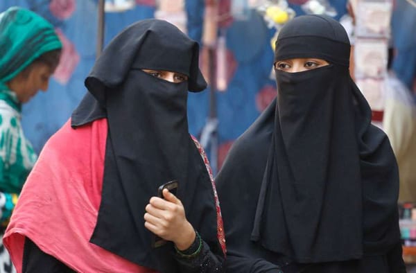 മോദി സര്‍ക്കാരിന് രാഷ്ട്രീയ വിജയം; മുത്തലാഖ് ബില്‍ രാജ്യസഭ പാസാക്കി