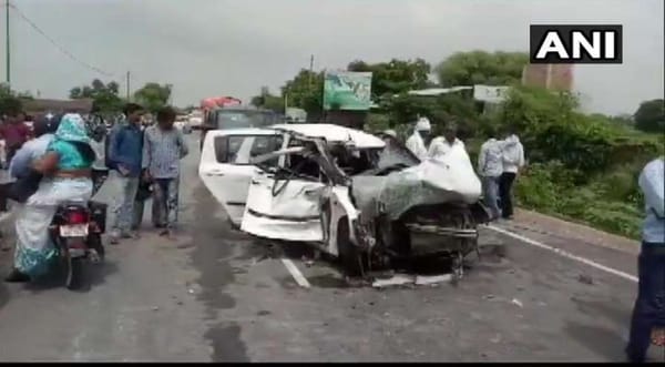ഉന്നാവ് പെൺകുട്ടിയുടെ ആരോഗ്യനിലയിൽ നേരിയ പുരോഗതി; ഉത്തരവ് പാലിച്ച് യു പി സര്‍ക്കാര്‍ 25 ലക്ഷം കൈമാറി