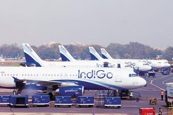 പൈലറ്റുമാരില്ല; ഇൻഡിഗോ 130 സർവീസുകൾ റദ്ദാക്കി