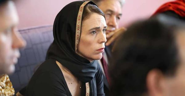 ന്യൂസിലൻഡിന്റെ കണ്ണീരൊപ്പി ജസീന്ത ആഡേണ്‍; ലോകം മുഴുവൻ  ഒറ്റസ്വരത്തിൽ വാഴ്ത്തുന്നു  ജസീന്ത നിങ്ങളാണ് ഞങ്ങളുടെ ശക്തി