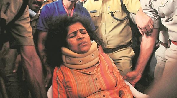 കനകദുർഗയെ വീട്ടിൽ പ്രവേശിപ്പിക്കണമെന്ന് കോടതി: ഭർത്താവും ഭർതൃമാതാവും മറ്റൊരു വീട്ടിലേക്ക് മാറി