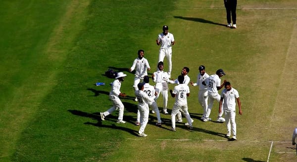 രഞ്ജി ട്രോഫി; കേരളം ഫൈനലിൽ; ചരിത്രത്തിൽ ആദ്യം